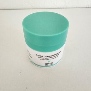 Teal and White Polypeptide Cream
